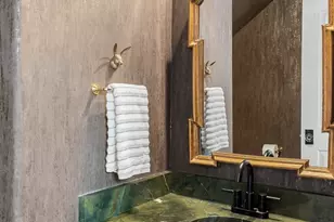 2009 Winsted Ln, Austin, TX 78703 - Photo 11