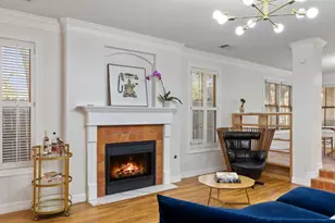 2009 Winsted Ln, Austin, TX 78703 - Photo 7