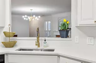 2009 Winsted Ln, Austin, TX 78703 - Photo 11