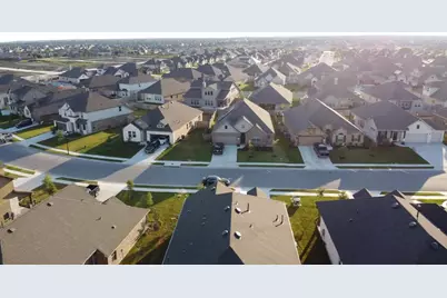 20301 Crested Caracara Lane, Pflugerville, TX 78660 - Photo 15
