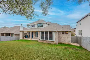 112 Hollytree Ct, Georgetown, TX 78628 - Photo 35
