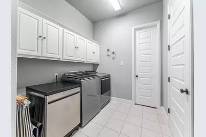 112 Hollytree Court, Georgetown, TX 78628 - Photo 31