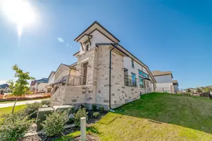 19500 Summit Glory Trl, Spicewood, TX 78669 - Photo 3