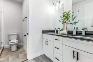 1130 Spur St, Austin, TX 78721 - Photo 13