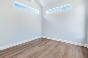 1130 Spur St, Austin, TX 78721 - Photo 19