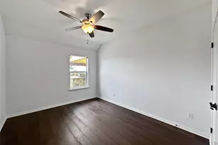 201 Arrezo Ln, Georgetown, TX 78628 - Photo 19