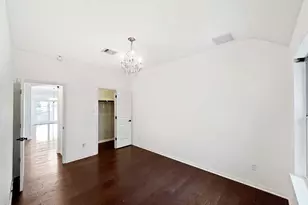 201 Arrezo Ln, Georgetown, TX 78628 - Photo 15