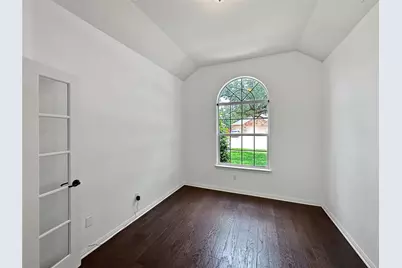 201 Arrezo Lane, Georgetown, TX 78628 - Photo 5