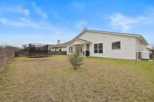 112 Dax Dr, Liberty Hill, TX 78642 - Photo 35