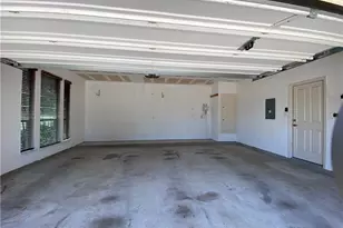 331 Abbey Dr, Austin, TX 78737 - Photo 37