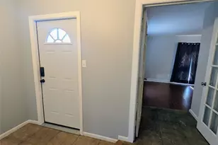 1108 Marlton St, San Marcos, TX 78666 - Photo 3