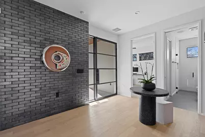 30 Chalmers Avenue, Austin, TX 78702 - Photo 5