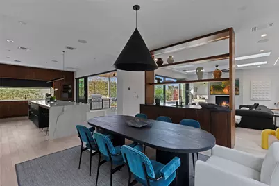 30 Chalmers Avenue, Austin, TX 78702 - Photo 15