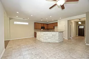 516 Independence Creek Ln, Georgetown, TX 78633 - Photo 11