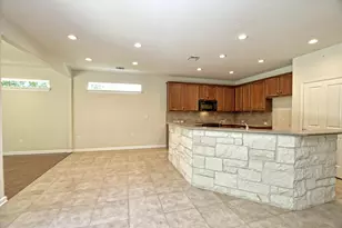 516 Independence Creek Ln, Georgetown, TX 78633 - Photo 9