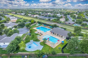 225 Rainey Dr, Jarrell, TX 76537 - Photo 15