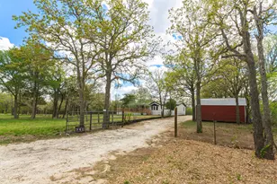 340 Red Hawk Dr, Dale, TX 78616 - Photo 7