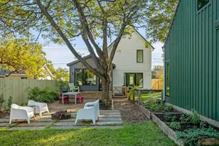 618 Denson Dr, Austin, TX 78752 - Photo 23