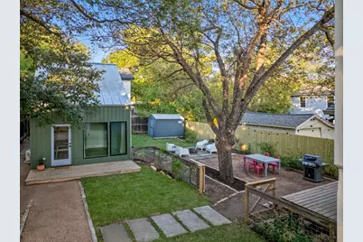 618 Denson Drive, Austin, TX 78752 - Photo 35
