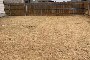 137 Onna St, Taylor, TX 76574 - Photo 13