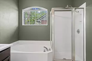 4004 Castle Creek, Round Rock, TX 78681 - Photo 17