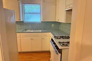 4704 Red River St, Austin, TX 78751 - Photo 3