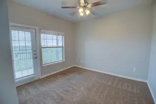 2320 Gracy Farms Ln, Austin, TX 78758 - Photo 15