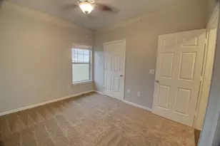 2320 Gracy Farms Ln, Austin, TX 78758 - Photo 17