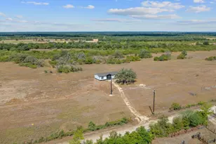 1177 County Road 402, Flatonia, TX 78941 - Photo 13