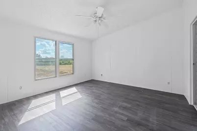 1177 County Road 402, Flatonia, TX 78941 - Photo 5