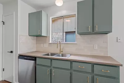 10510 School House Lane, Austin, TX 78750 - Photo 11