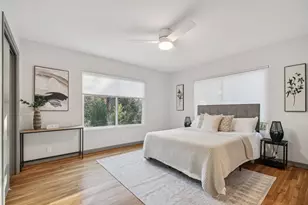 809 E 38th St, Austin, TX 78705 - Photo 9