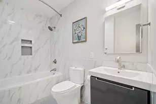 809 E 38th St, Austin, TX 78705 - Photo 13