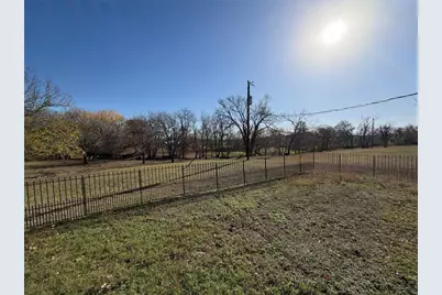 2035 Borchert Loop, Lockhart, TX 78644 - Photo 19