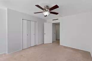 1800 Lavaca St, Austin, TX 78701 - Photo 23