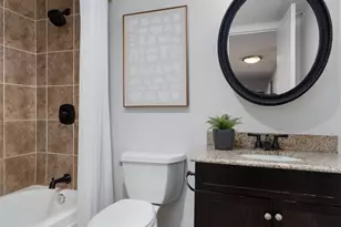 1800 Lavaca St, Austin, TX 78701 - Photo 21