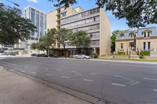 1800 Lavaca St, Austin, TX 78701 - Photo 3