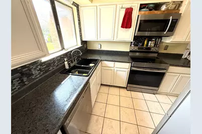 1704 S Walnut Street, Georgetown, TX 78626 - Photo 11