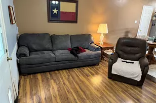 1704 S Walnut St, Georgetown, TX 78626 - Photo 5