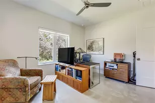 8004 Golden Oaks Ln, Austin, TX 78737 - Photo 37