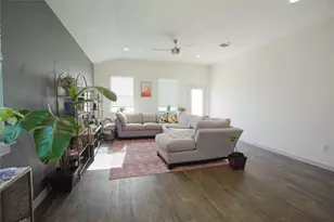 4605 Tully Dr, Pflugerville, TX 78660 - Photo 7