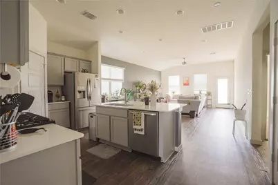 4605 Tully Drive, Pflugerville, TX 78660 - Photo 5