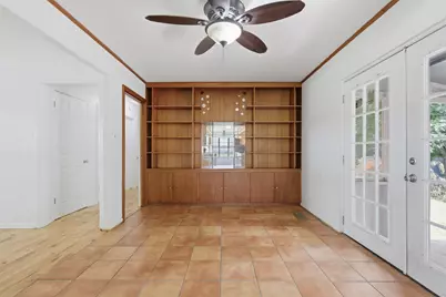 104 N Willis Street, Lampasas, TX 76550 - Photo 9