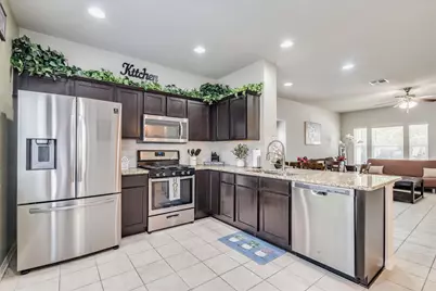 151 Friendship Oak Drive, San Marcos, TX 78666 - Photo 5