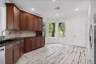 13201 Briar Hollow Dr, Austin, TX 78729 - Photo 11