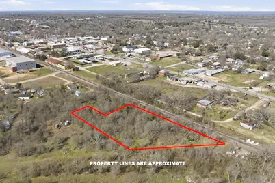 330 Half Avenue, Rockdale, TX 76567 - Photo 7