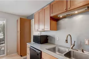 5332 Balcones Dr, Austin, TX 78731 - Photo 11