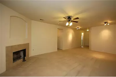 125 Camelia Parkway, Kyle, TX 78640 - Photo 5