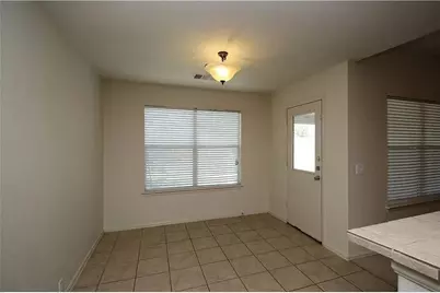 125 Camelia Parkway, Kyle, TX 78640 - Photo 7