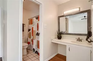 2712 Parker Ln, Austin, TX 78741 - Photo 9